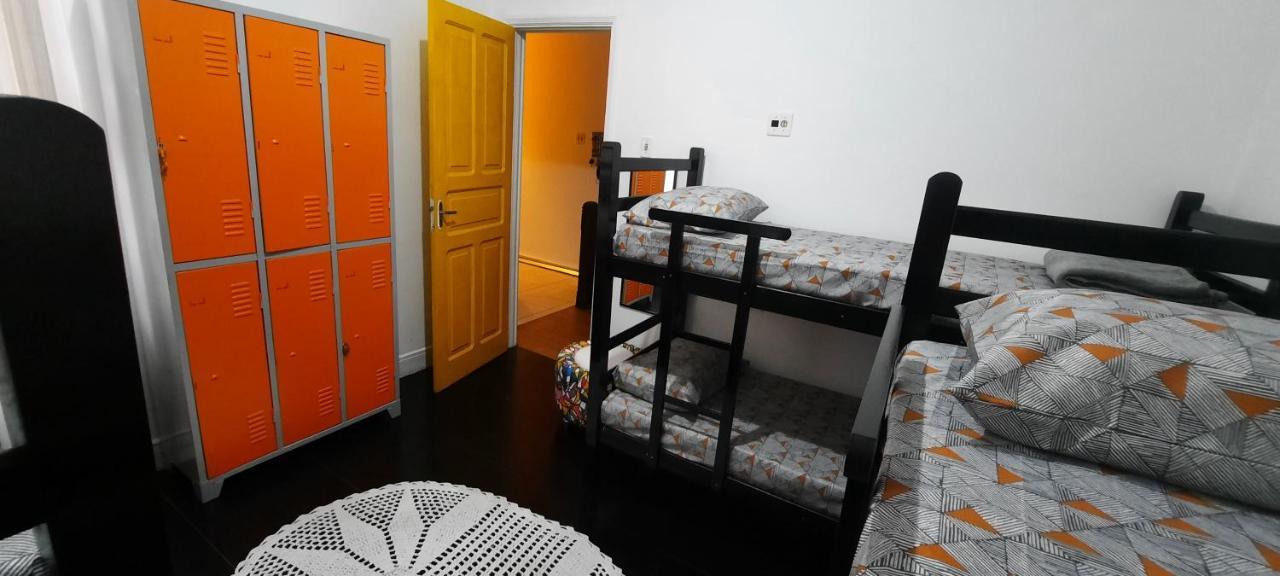 Quintal Da Bella Hostel Сантос Екстериор снимка