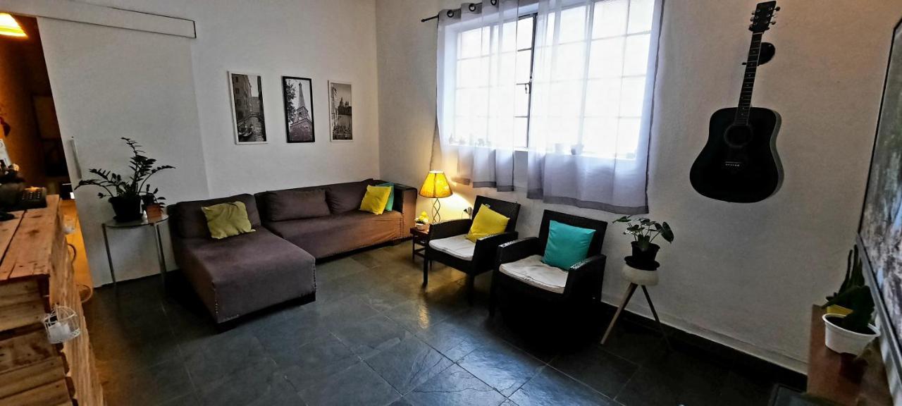 Quintal Da Bella Hostel Сантос Екстериор снимка